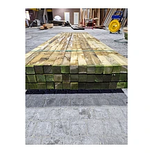 Pak 378 B-keus vuren ruw geïmpregneerd 60x60mm volume: 135m1 = 0,486m3