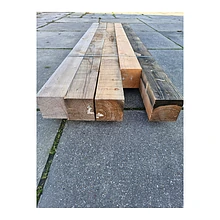 Pak 402 B-keus Douglas ruw 200x200mm volume: 16m1 = 0,64m3
