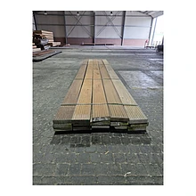 Pak 422 B-keus hardhout AV 45x190mm dekdeel volume: 67,5m1 = 0,577m3